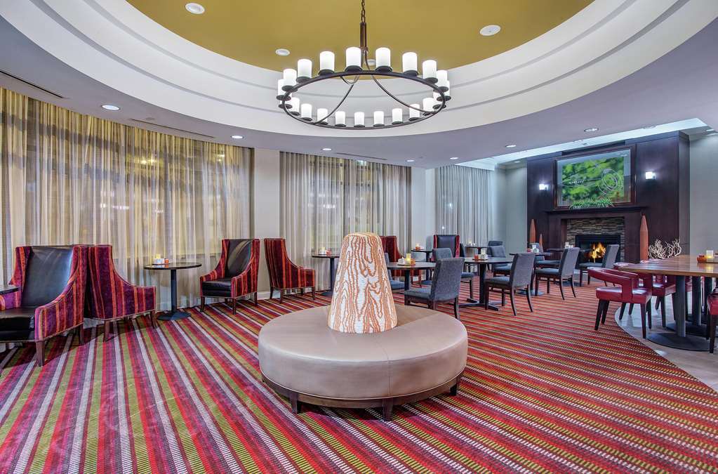 Hilton Garden Inn Пайквіль Ресторан фото